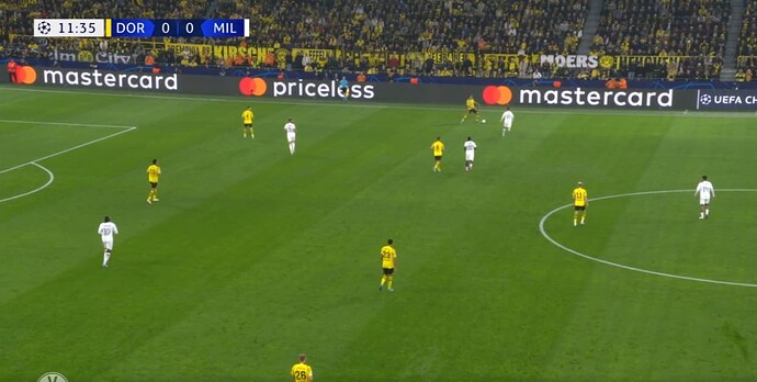 2-4-Aufbau-BVB(3)-LeaoAufIVHernandezVerteidigtDadurchHoch